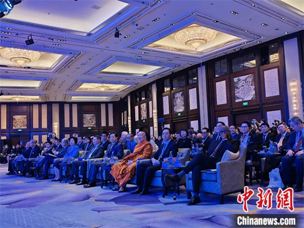 1749792901762081920.jpg 21.jpg