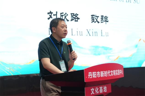 1752562017879030292.jpg 4.jpg